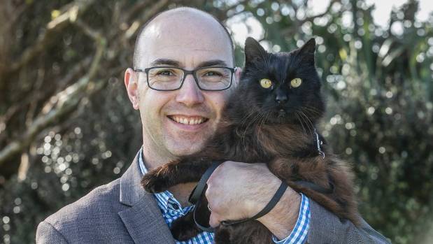 missing cat for almost a decade finally returns home
